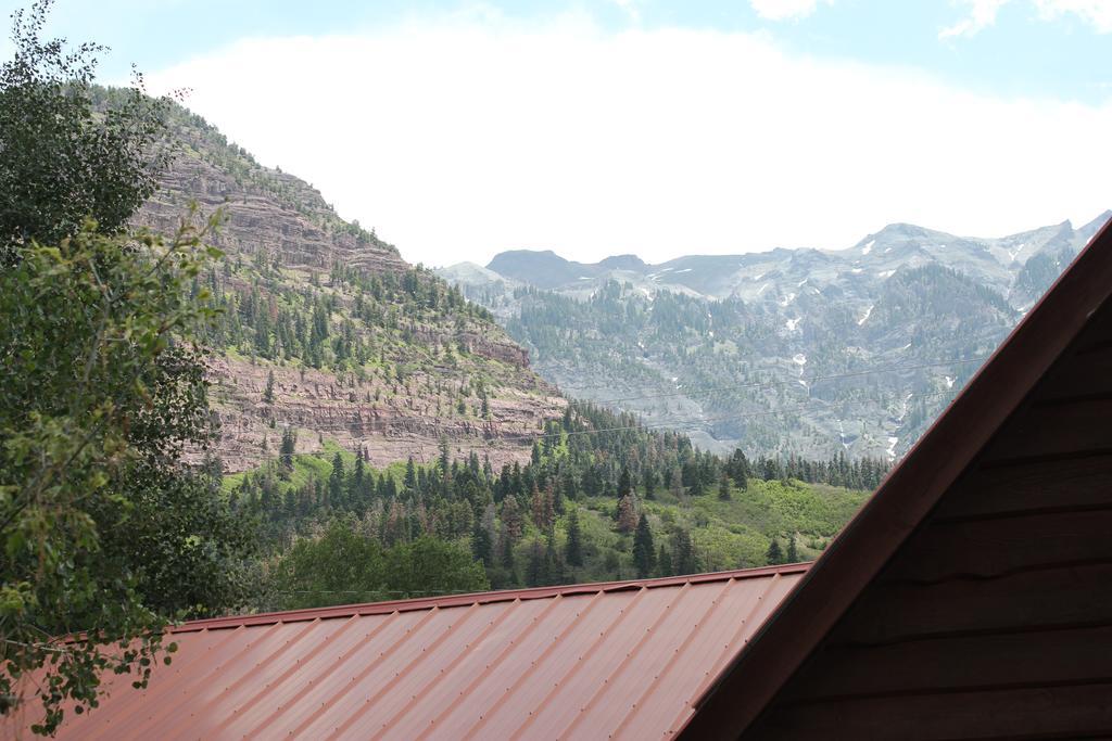 Black Bear Manor Bed & Breakfast Ouray Bagian luar foto