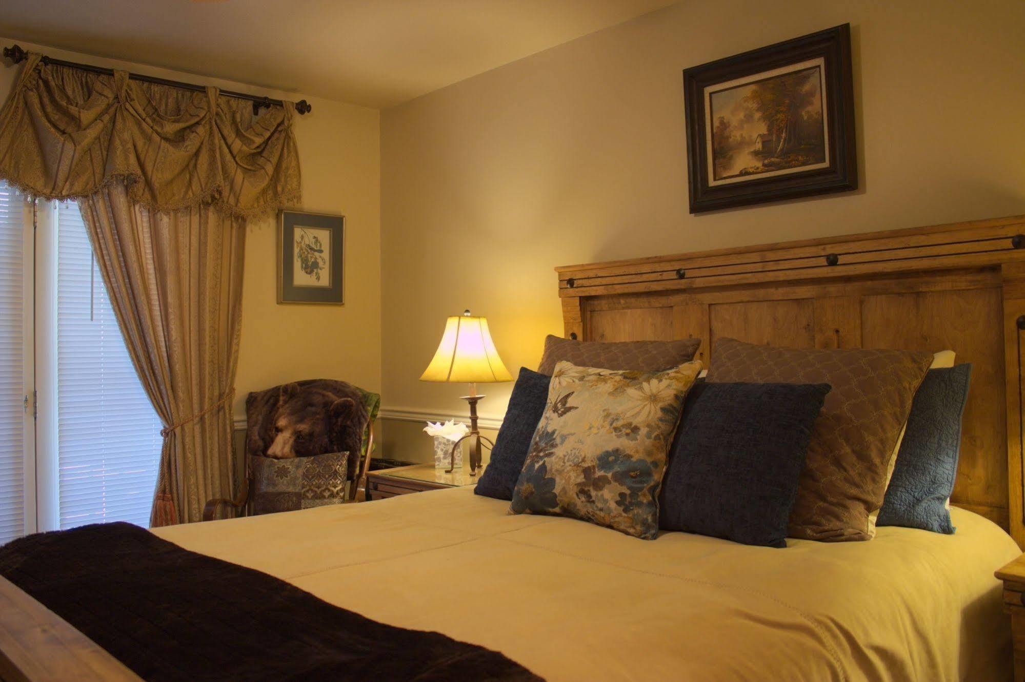 Black Bear Manor Bed & Breakfast Ouray Bagian luar foto