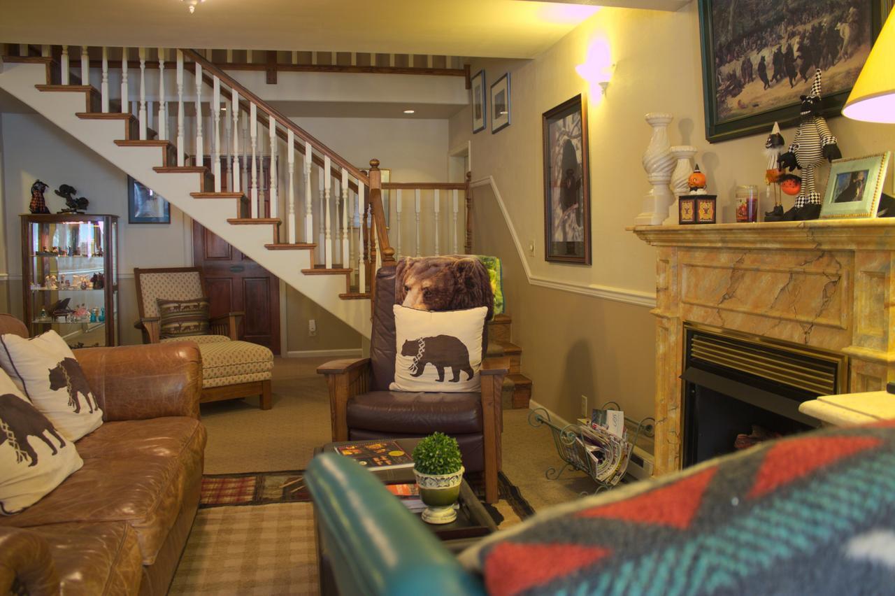 Black Bear Manor Bed & Breakfast Ouray Bagian luar foto